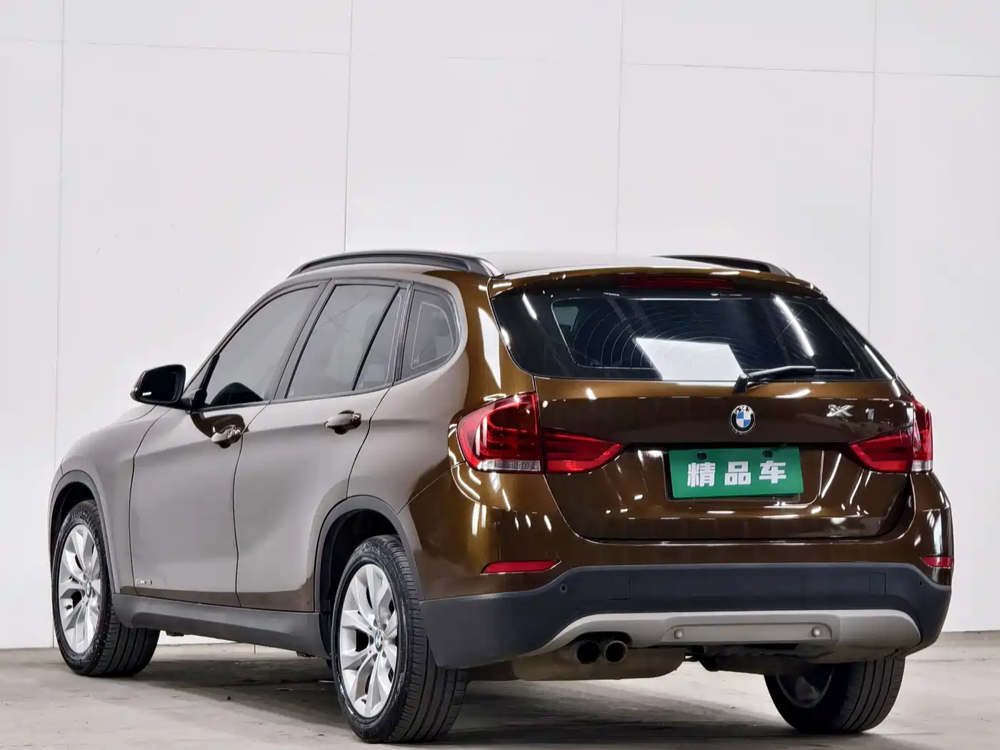 BMW X1 2014 sDrive18i Fashion Edition фото 6