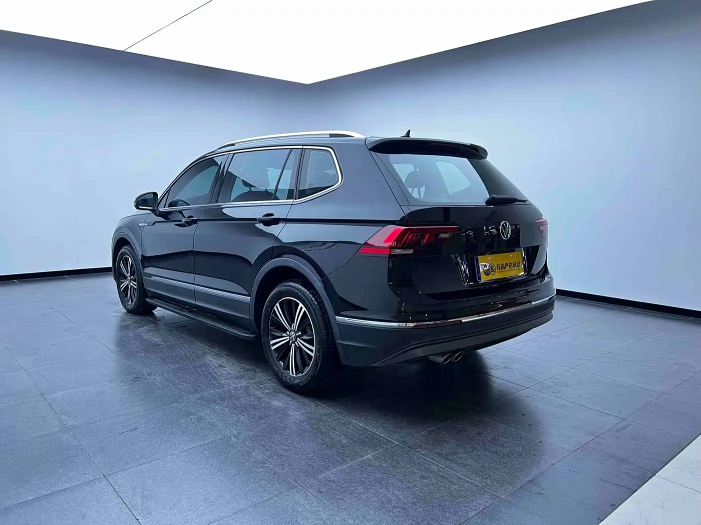 Volkswagen Tiguan L 2021 330TSI Automatic 2WD Smart фото 9