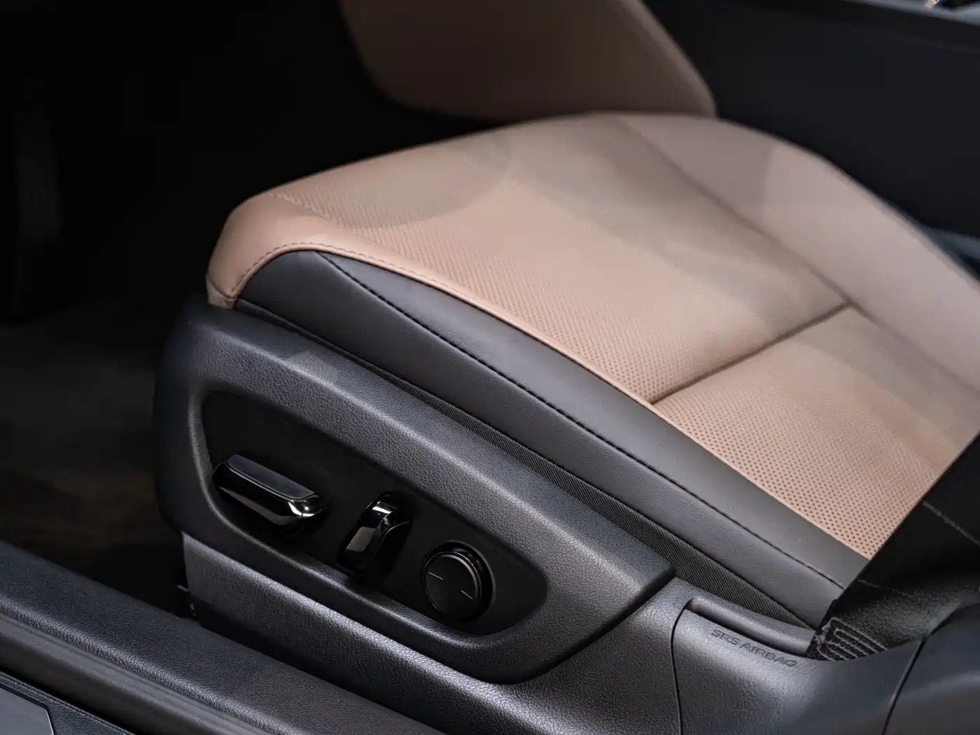 Lexus ES 2025 300h Ultimate Edition фото 19