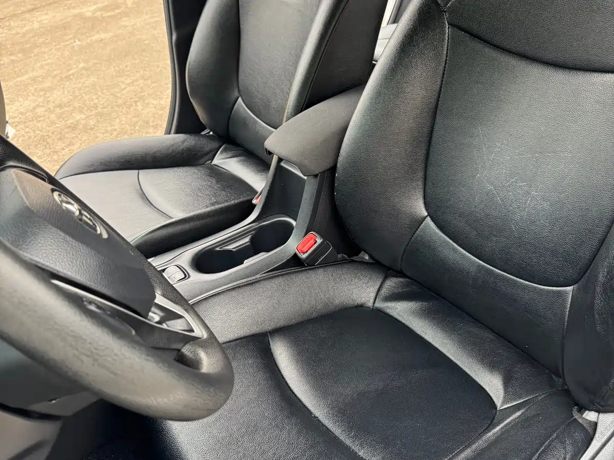 Toyota Corolla 2023 1.2T Pioneer Edition фото 13