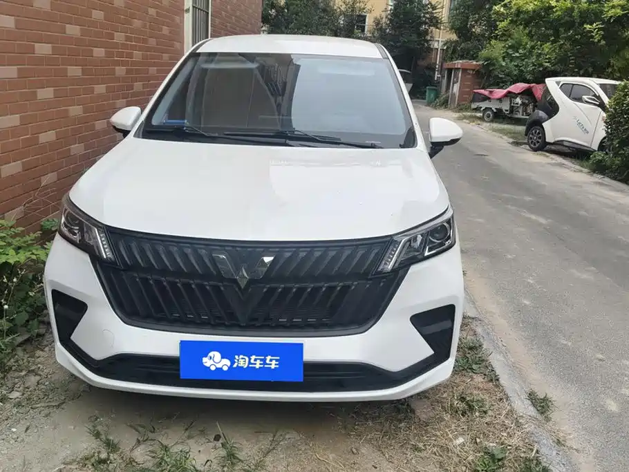 Wuling Motors Wuling Jiachen 2025 2022 1.5L Manual Joy Elite