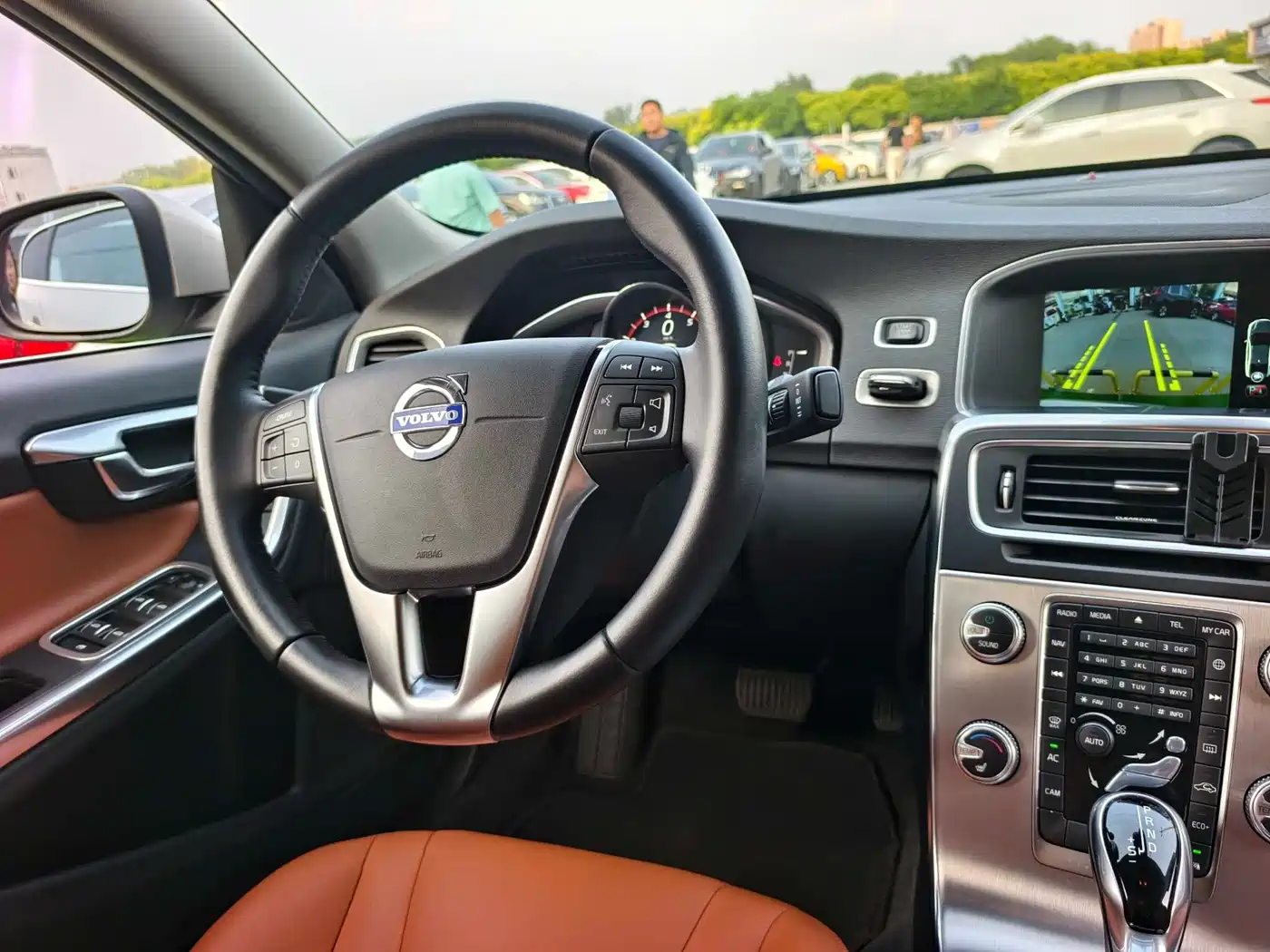 Фото 17 - Volvo S60