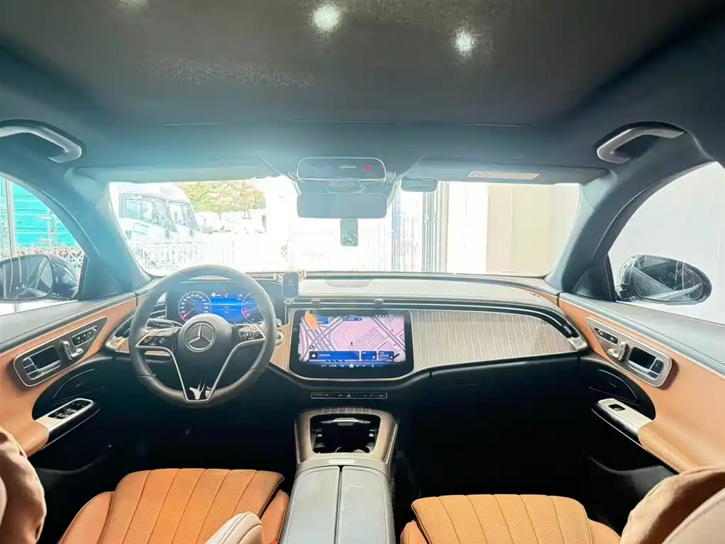 Mercedes-Benz E-Class 2025 E 300 L Fashion фото 7