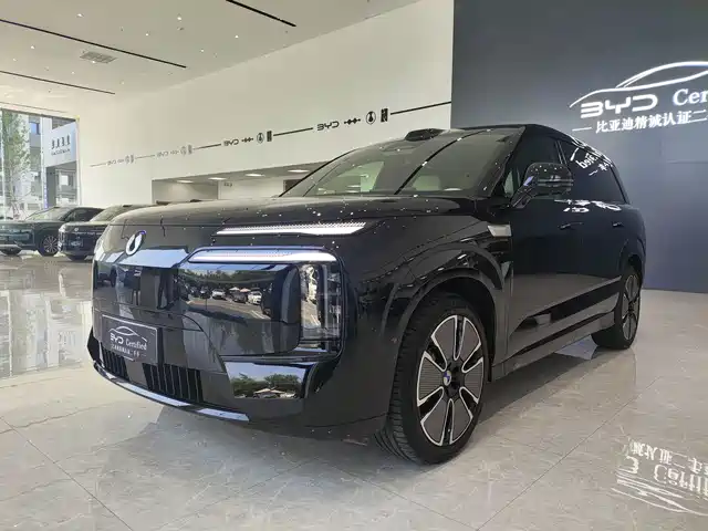 Denza Denza N8L 2025 Standard