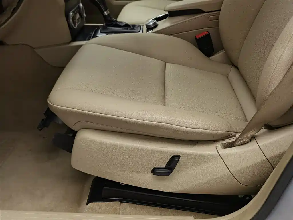 Mercedes-Benz GLK-Class (Import) 2011 GLK 300 4MATIC Dynamic фото 20