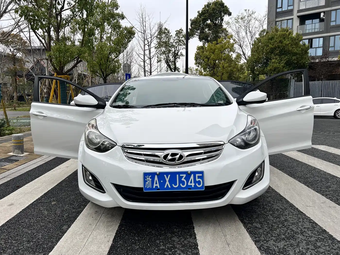 Hyundai Langdong 2015 1.6L Auto Trend фото 23
