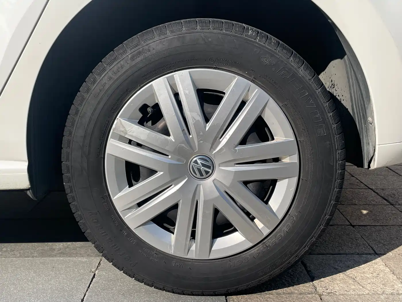 Volkswagen Polo 2018 1.5L Auto Safe Drive фото 12