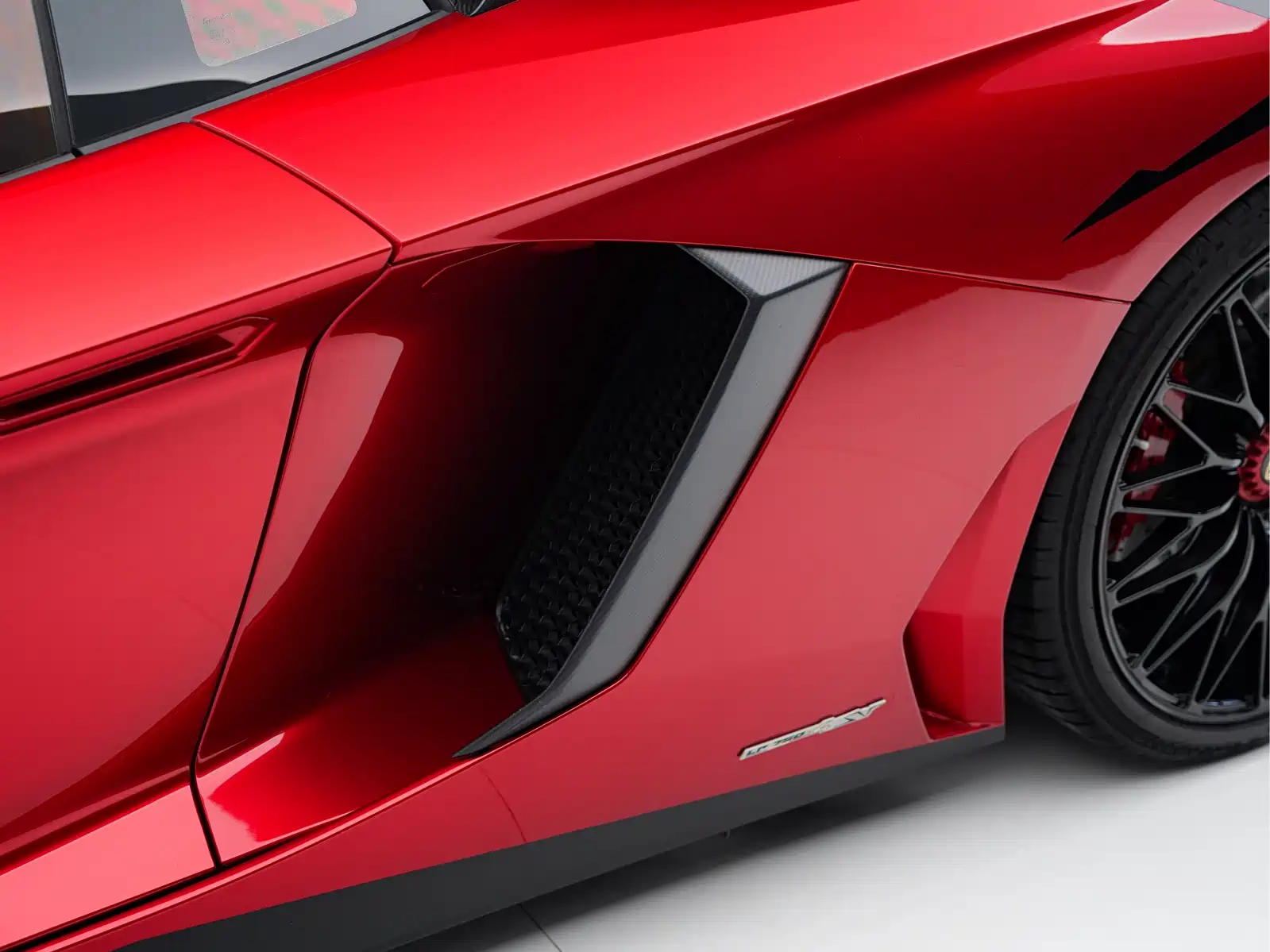 Фото 22 - Lamborghini Aventador