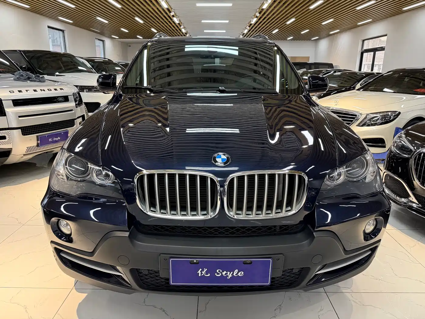 BMW X5 (Import) 2008 Model xDrive48i Luxury Type фото 3
