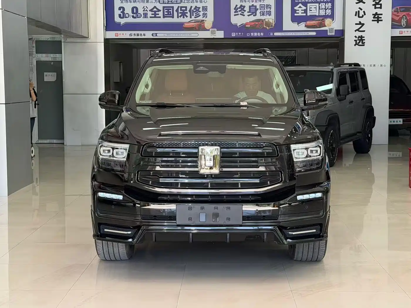 Tank 500 EV 2025 Hi4-Z фото 2