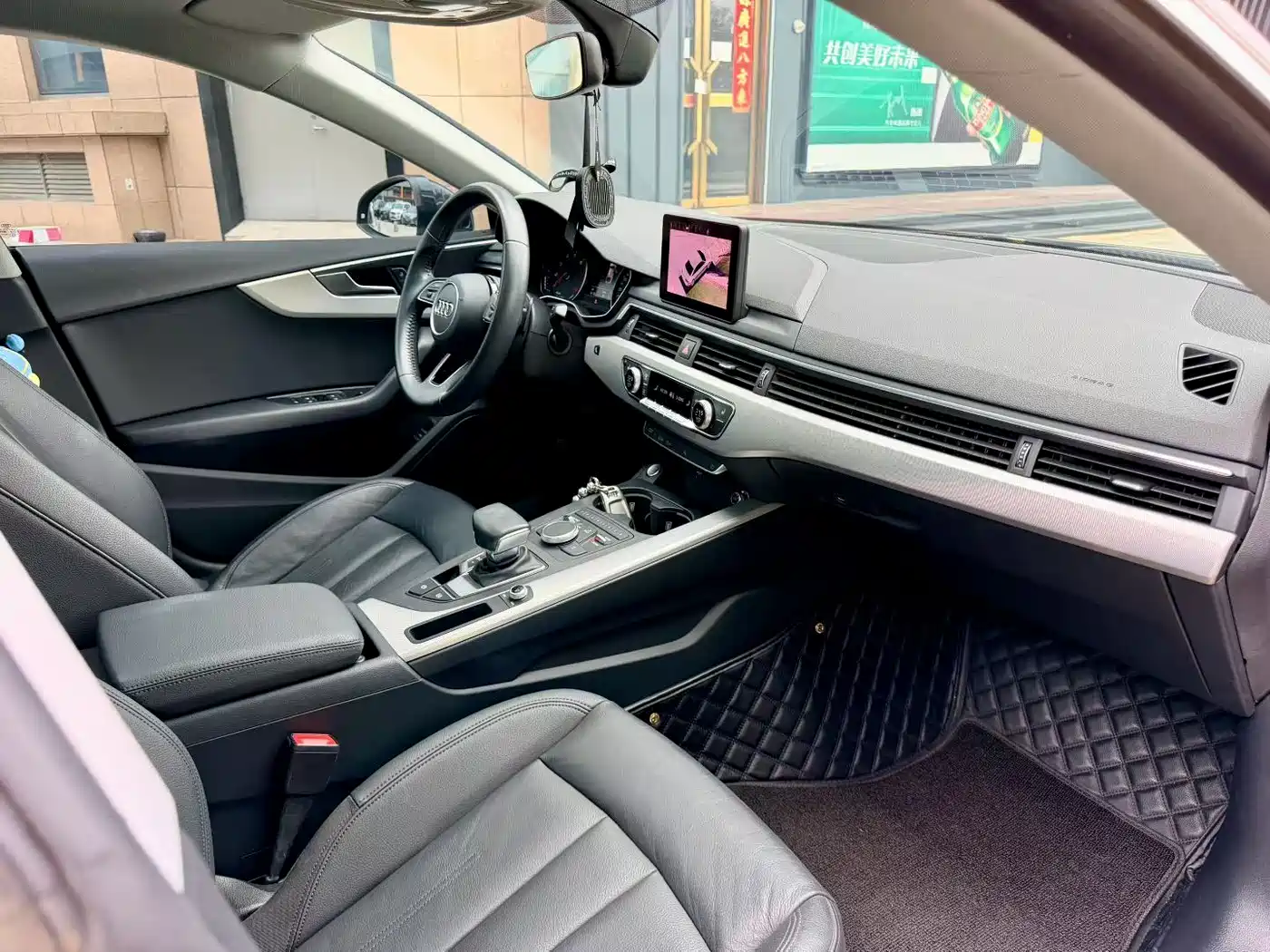 Audi A5 (Import) 2019 Sportback 40 TFSI Fashion фото 9