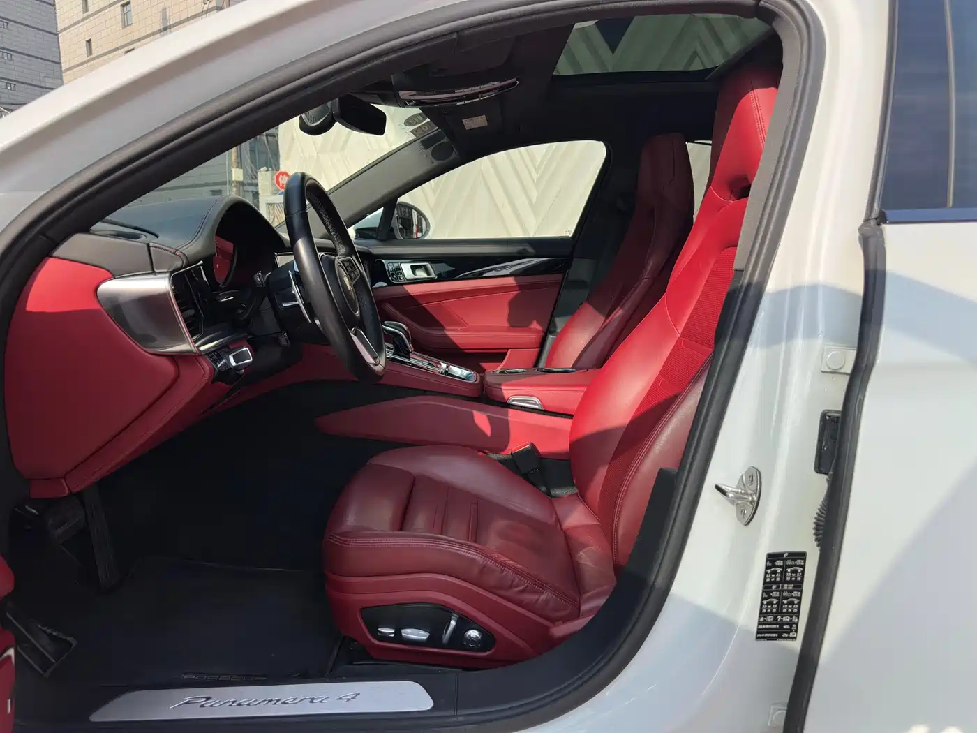 Porsche Panamera 2017 Panamera 4 Executive Long Wheelbase 3.0T фото 10