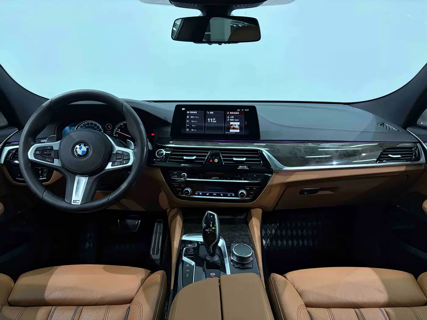 BMW 6 Series GT 2018 630i M Sport Package фото 8