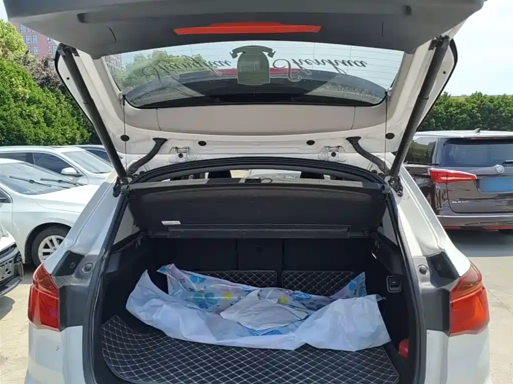 BMW X1 2016 sDrive18Li Premium Model фото 19
