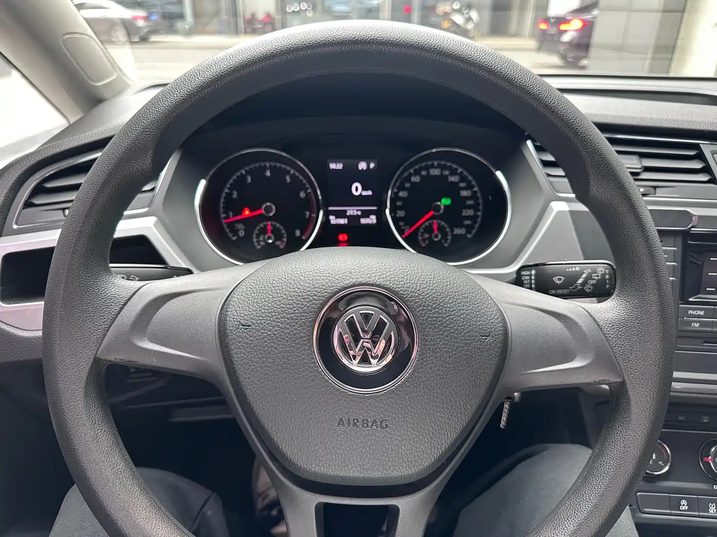 Volkswagen Touran 2018 Touran L 280TSI DSG Trendline 7-seater China V фото 12