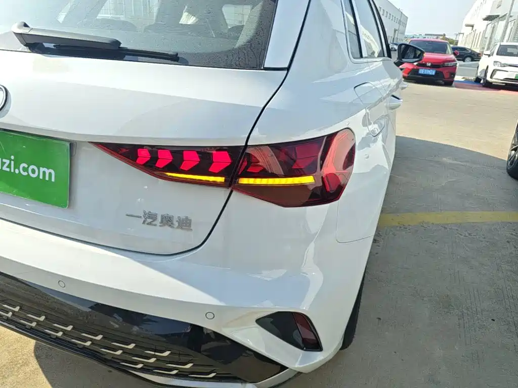 Фото 8 - Audi A3