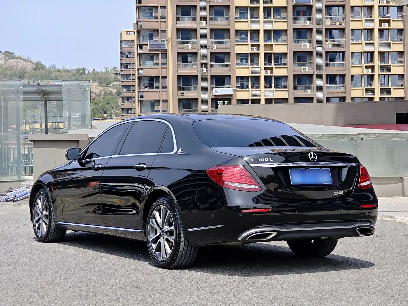 Mercedes-Benz E-Class 2019 E 300 L Luxury фото 6