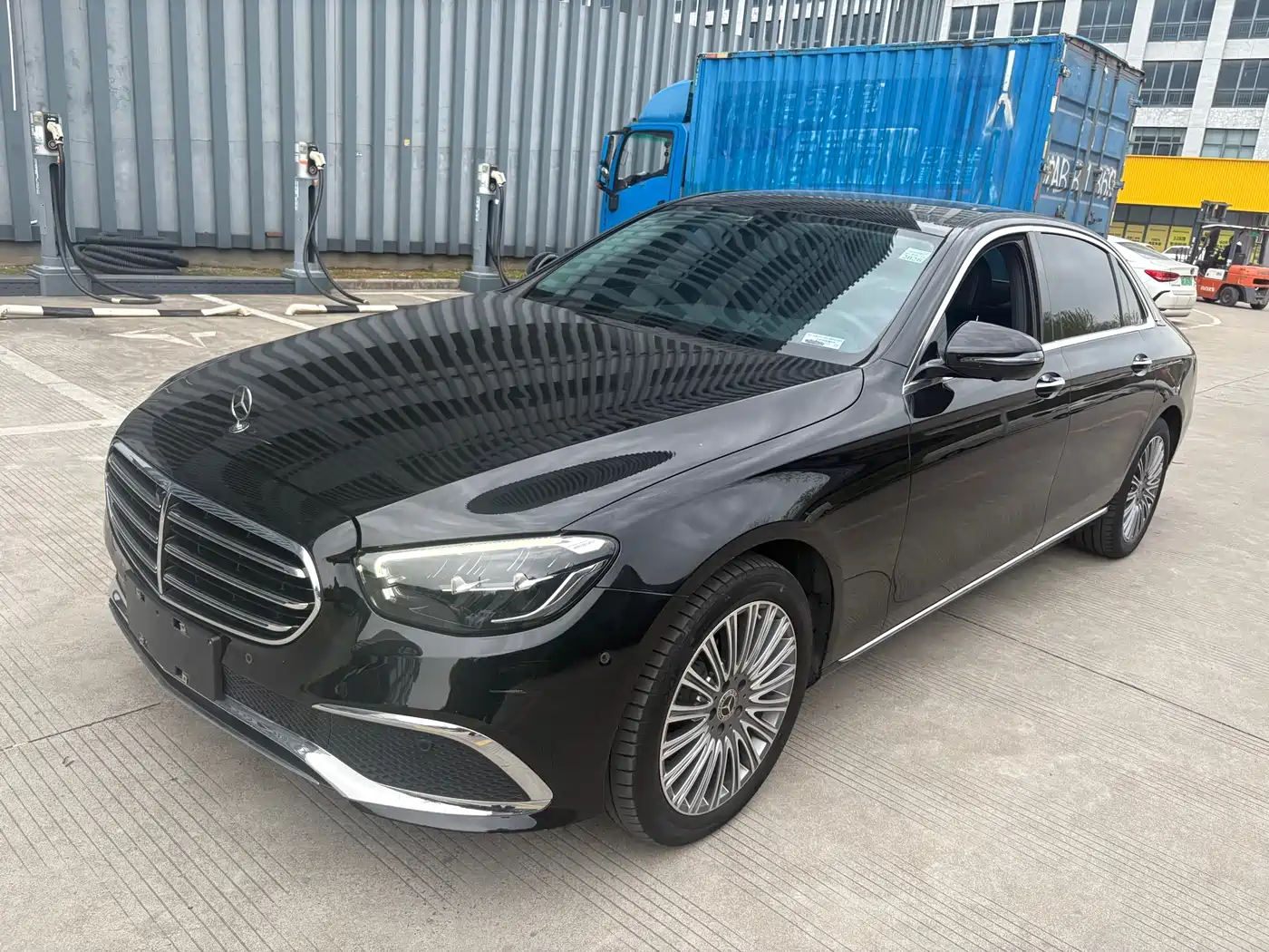  E CLASS