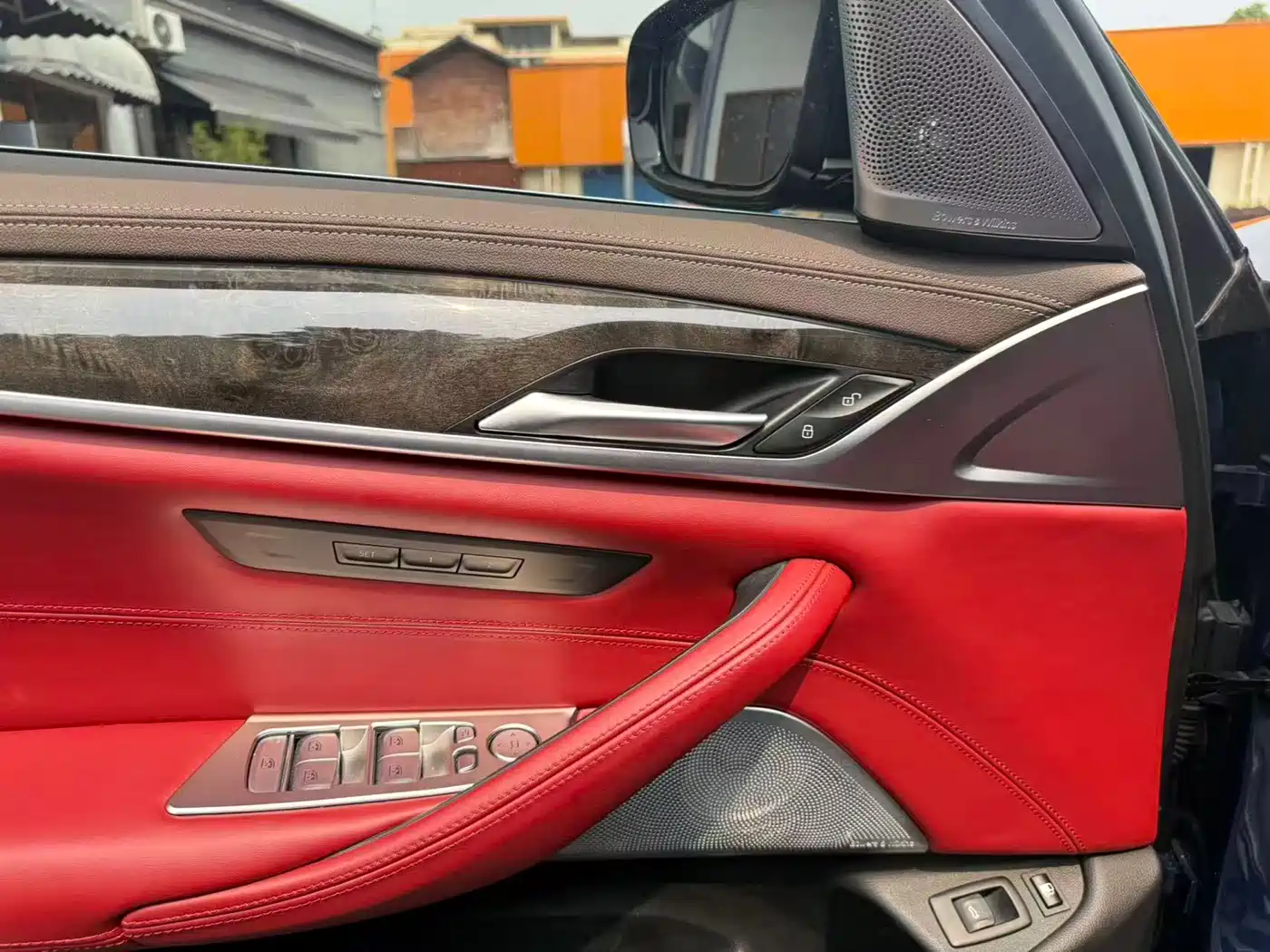 BMW 5 SERIES NEW ENERGY