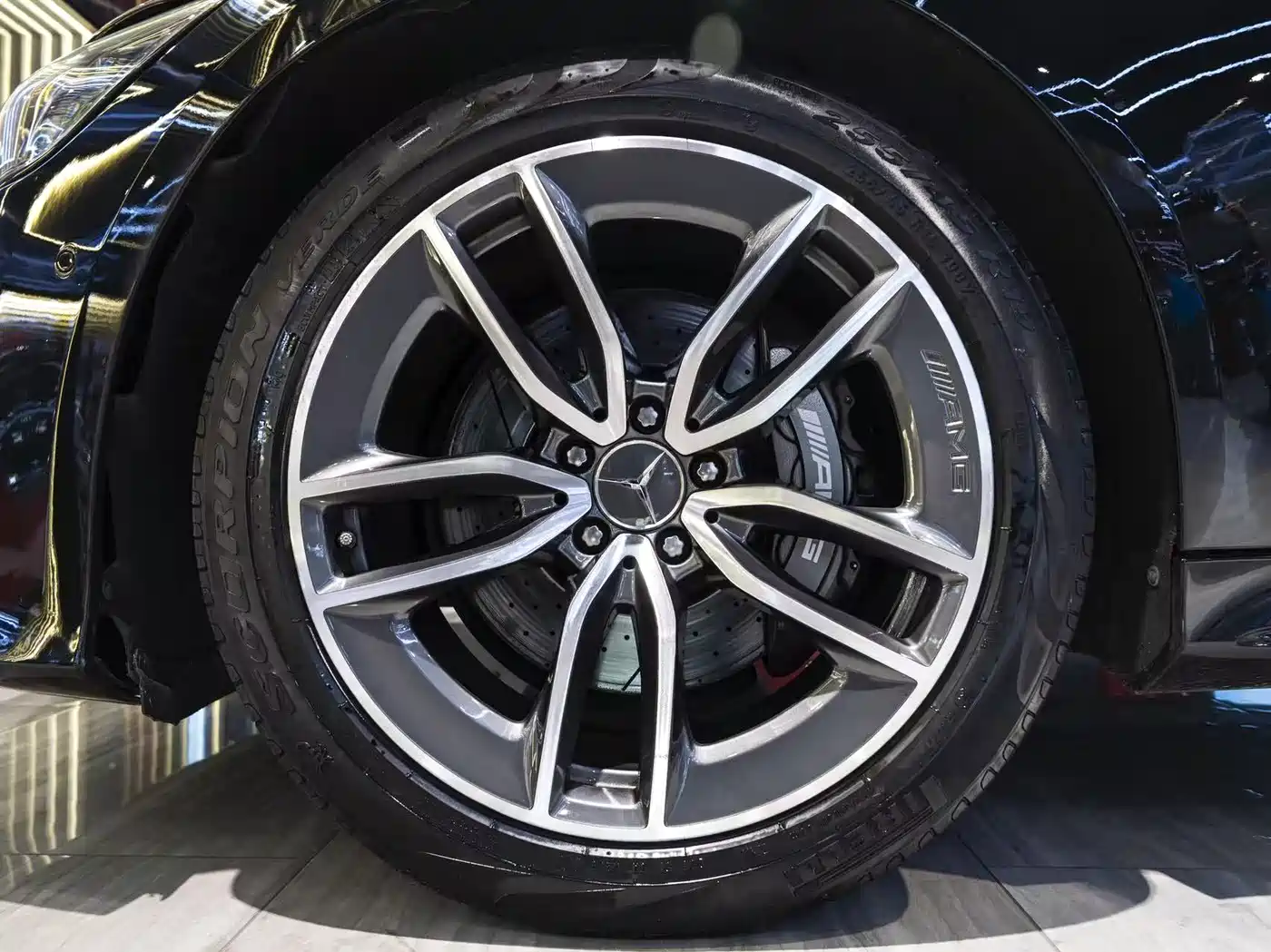 Mercedes-Benz AMG GT 2019 AMG GT 50 4-Door Coupe фото 9