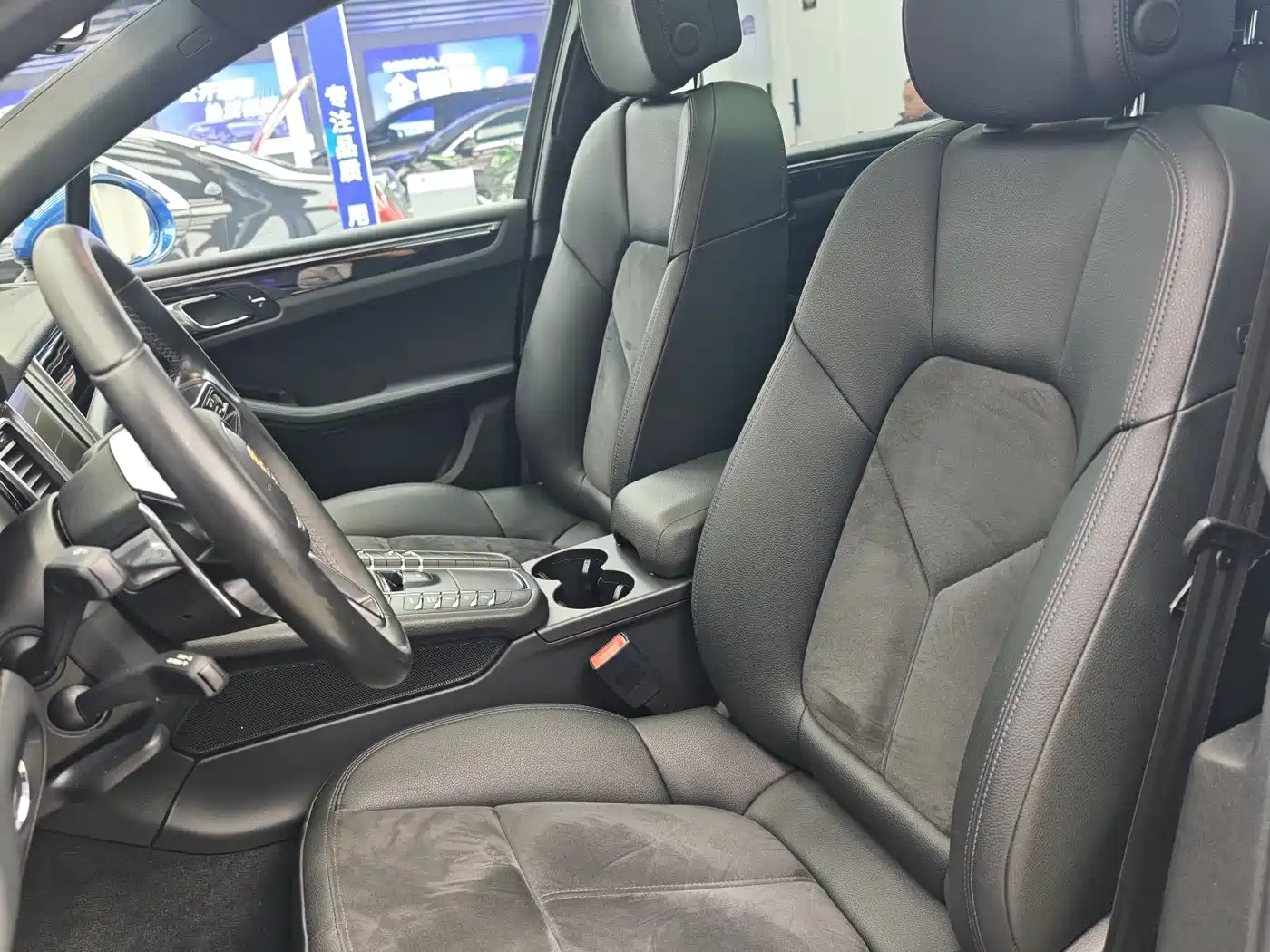 Porsche Macan 2014 Macan S 3.0T фото 12