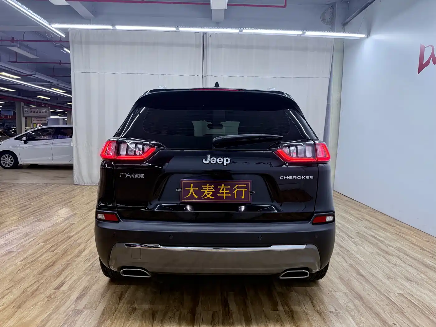 Jeep Cherokee 2021 2020 2.0T 2WD Leading Edition