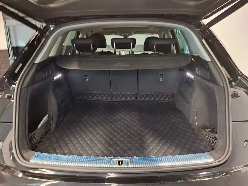 Audi Q5L 2022 Facelift 40T Luxury Dynamic фото 3