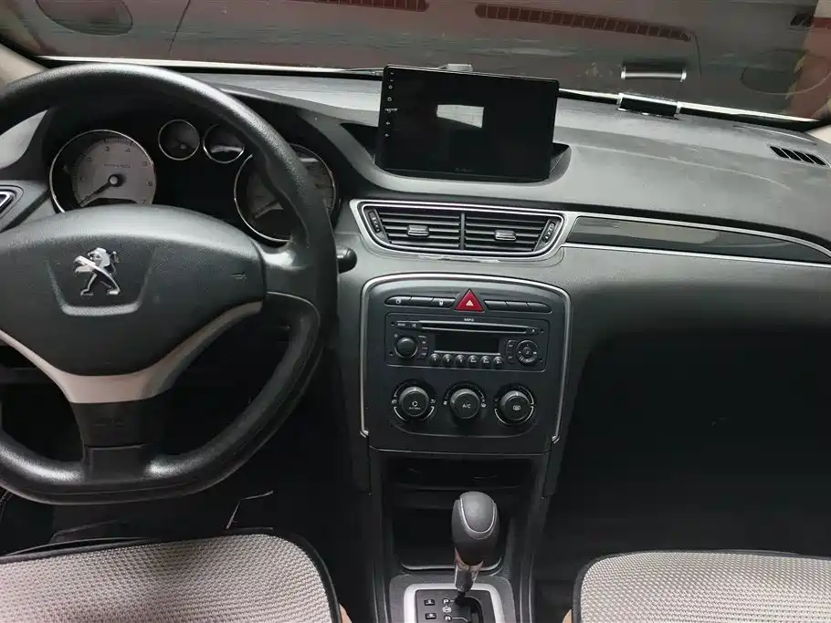 Peugeot 308 2013 Model 1.6L Automatic Superior Style фото 13