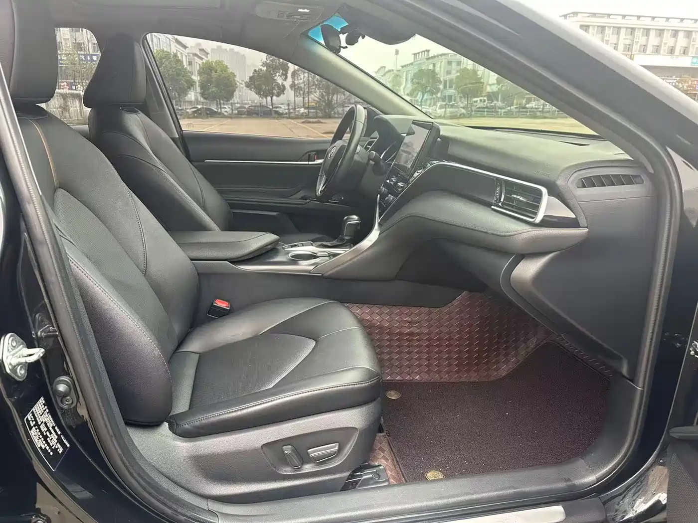 Toyota Camry 2021 2.0G Luxury Edition фото 9