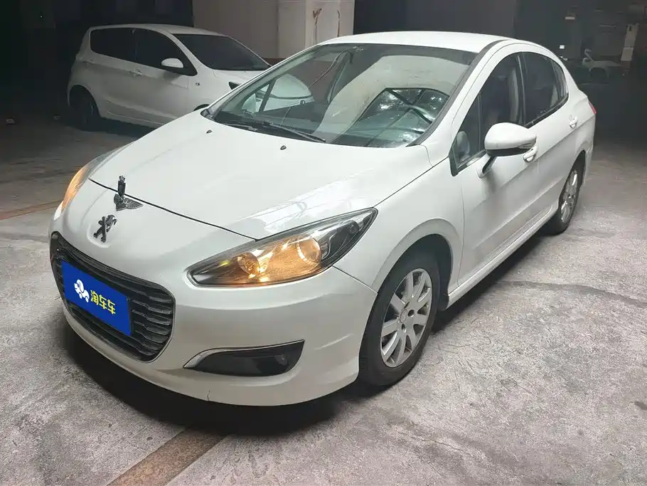 Peugeot 308 2013 Model 1.6L Automatic Superior Style