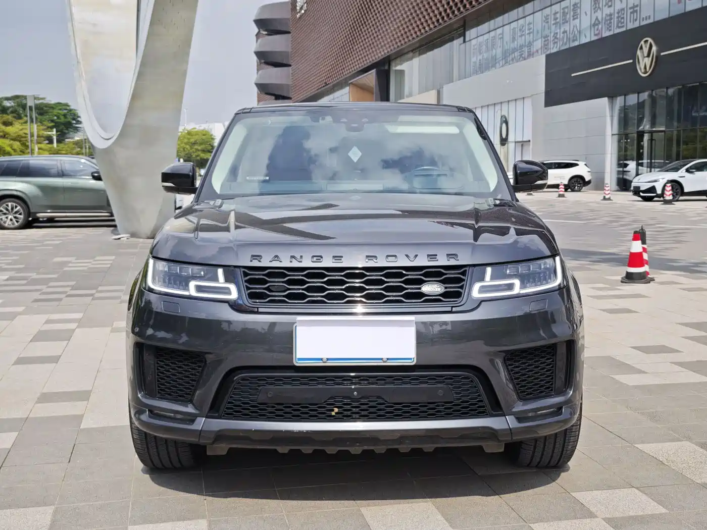 Фото 2 - Land Rover Range Rover Sport