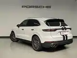 Photo 3 - Porsche Cayenne