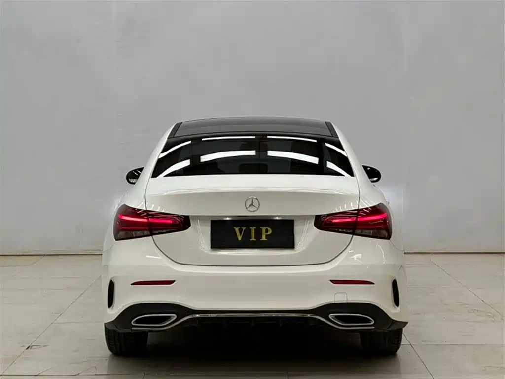 Mercedes-Benz A-Class 2022 A 180 L Sport Sedan фото 8