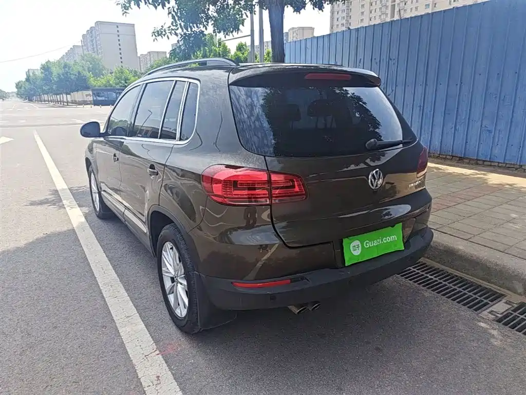 Volkswagen Tiguan 2015 1.8TSI Automatic 2WD Comfortline фото 5