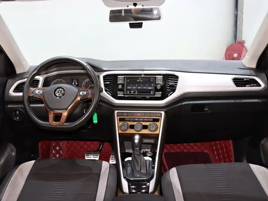Volkswagen T-Roc, миниатюра 12