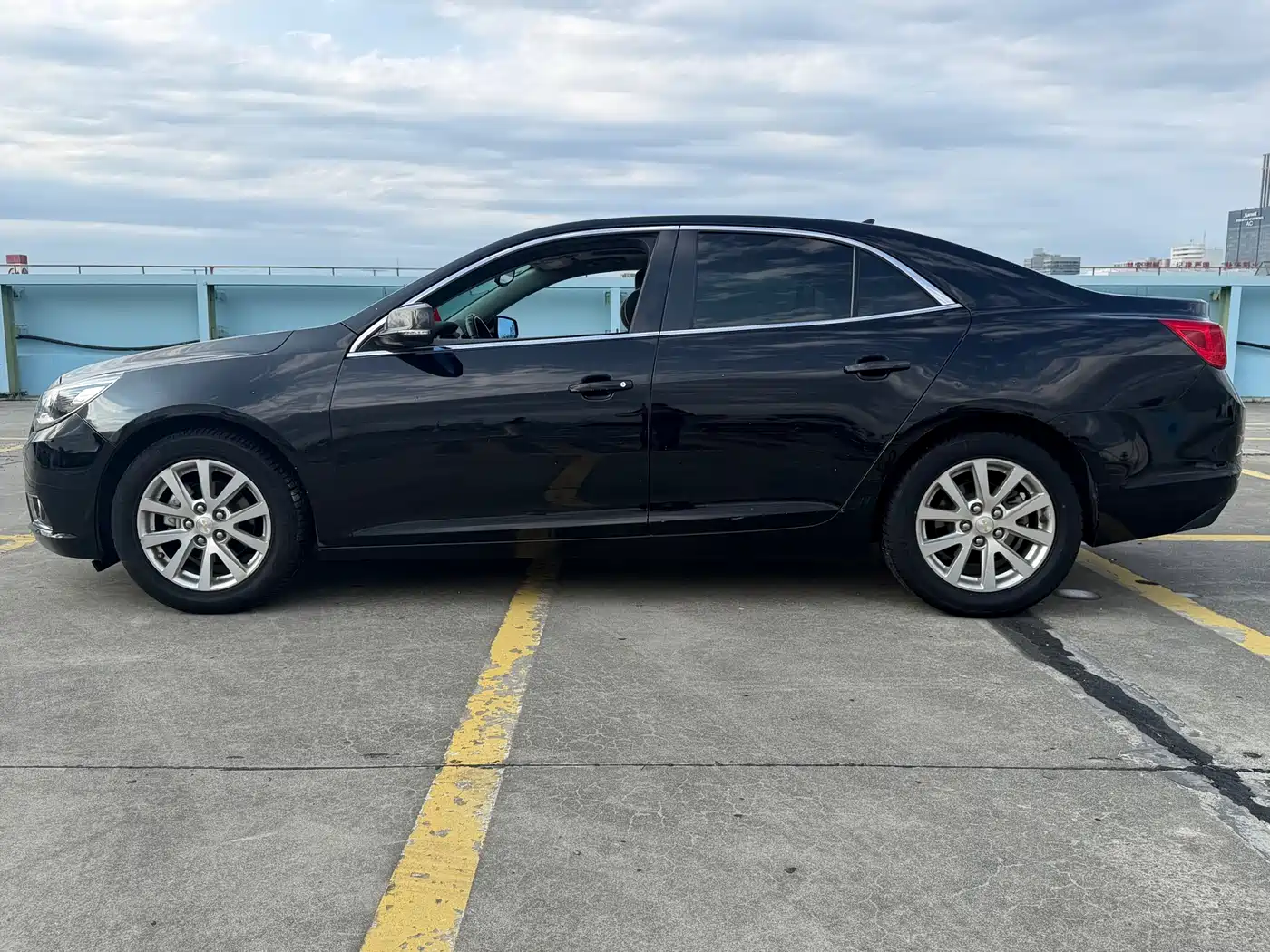 Chevrolet Malibu 2014 2.0L Automatic Luxury фото 7