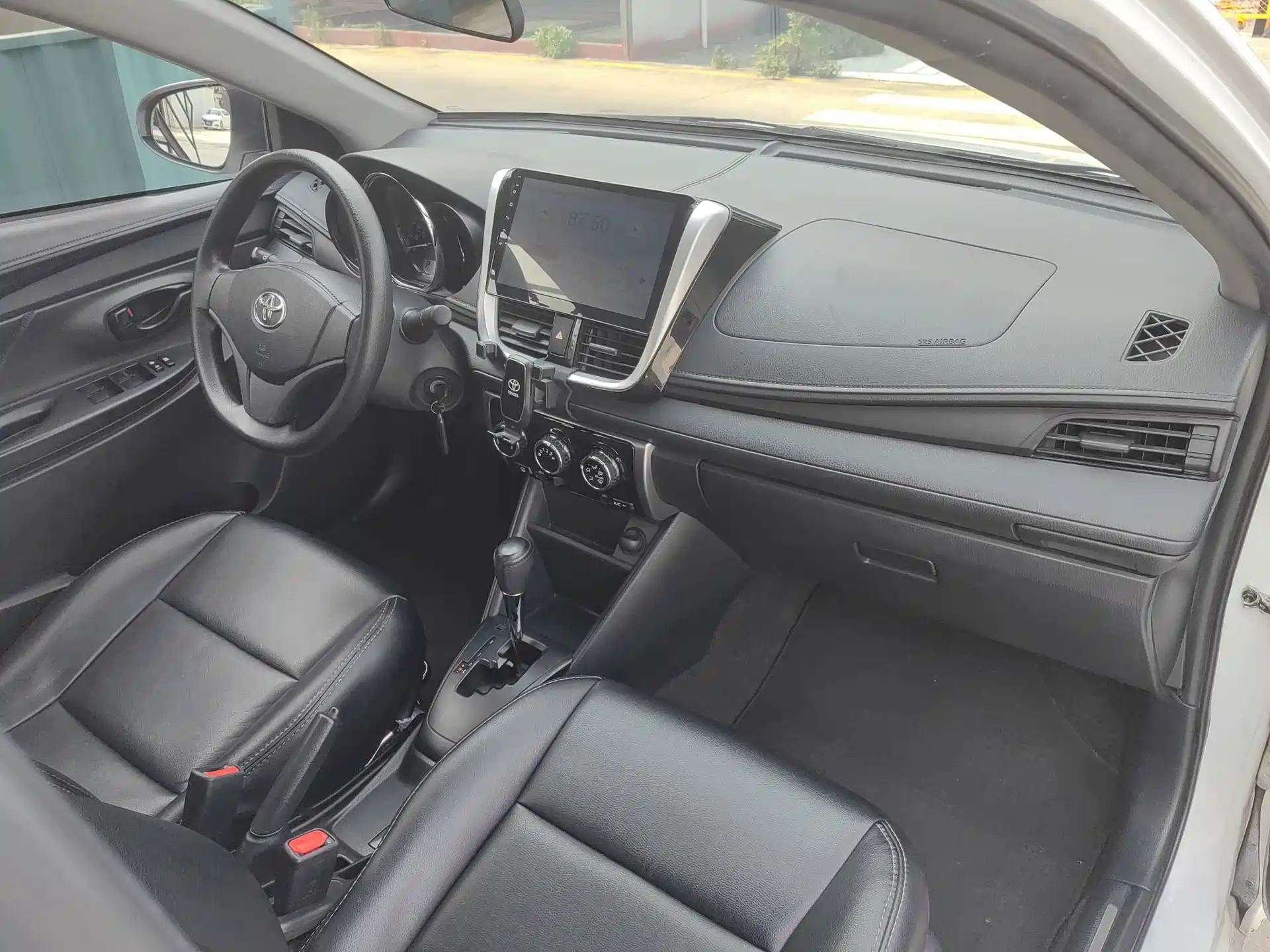 Фото 4 - Toyota YARiS L Zhi Xiang