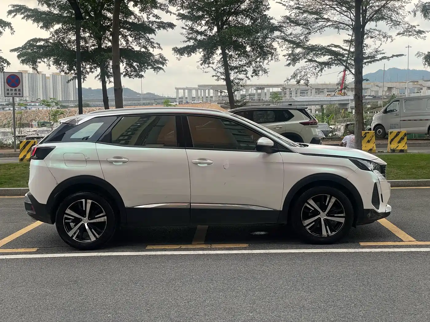 2021 Peugeot 4008