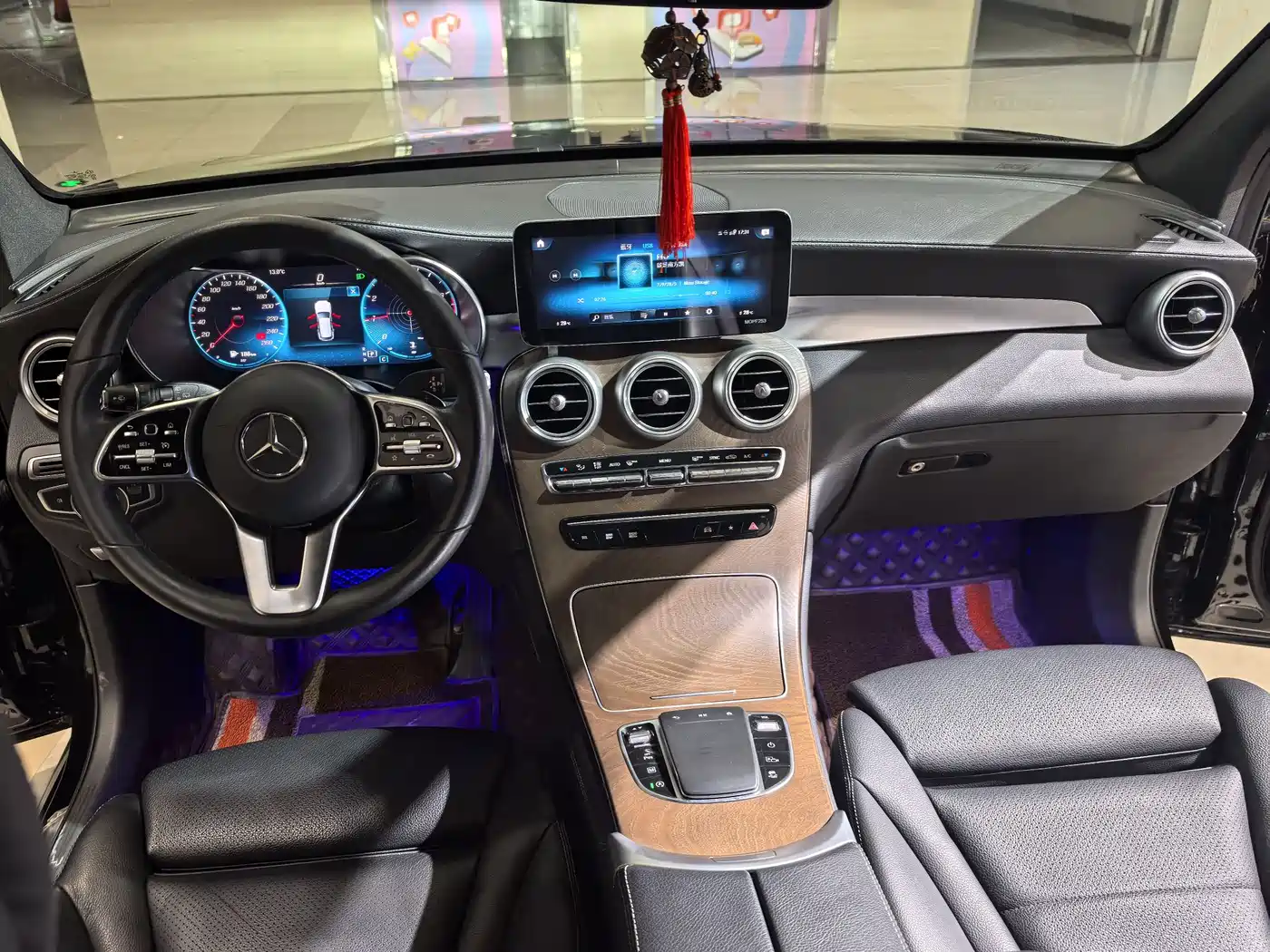 Mercedes-Benz GLC 2020 GLC 260 L 4MATIC Luxury фото 15