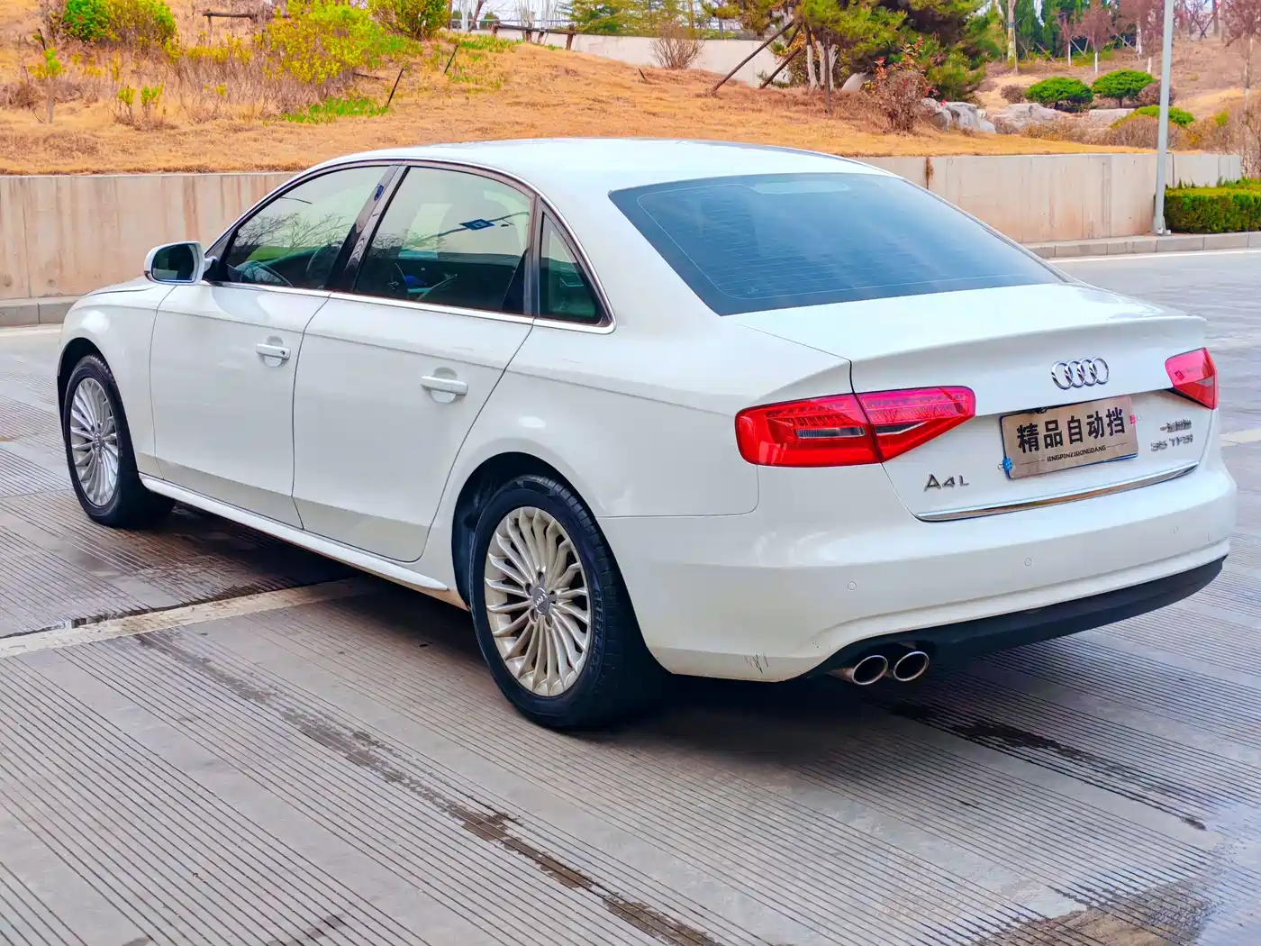 Audi A4L 2015 35 TFSI Auto Comfort фото 7