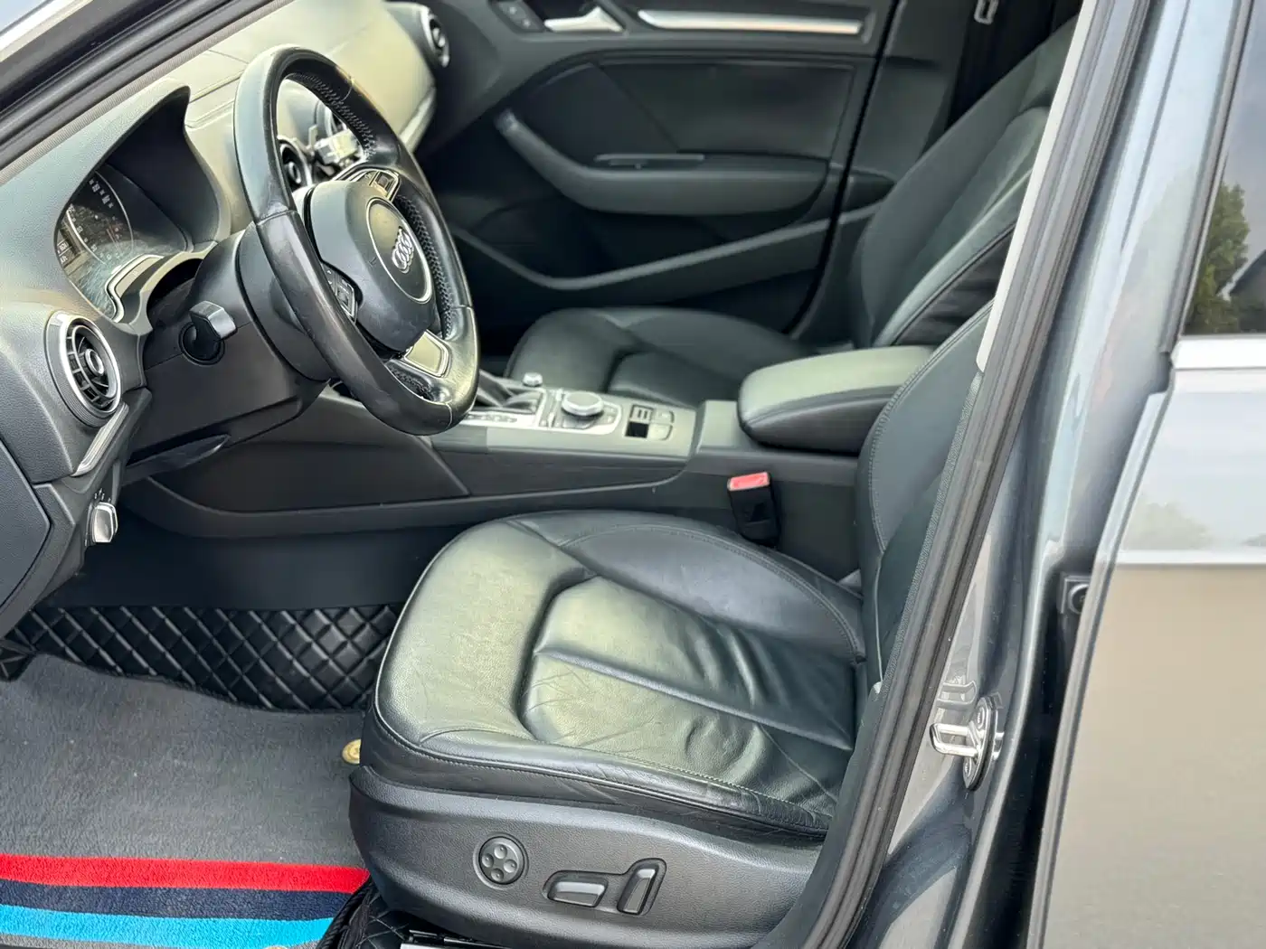 Audi A3 2014 Sportback 35 TFSI Automatic Comfort фото 13