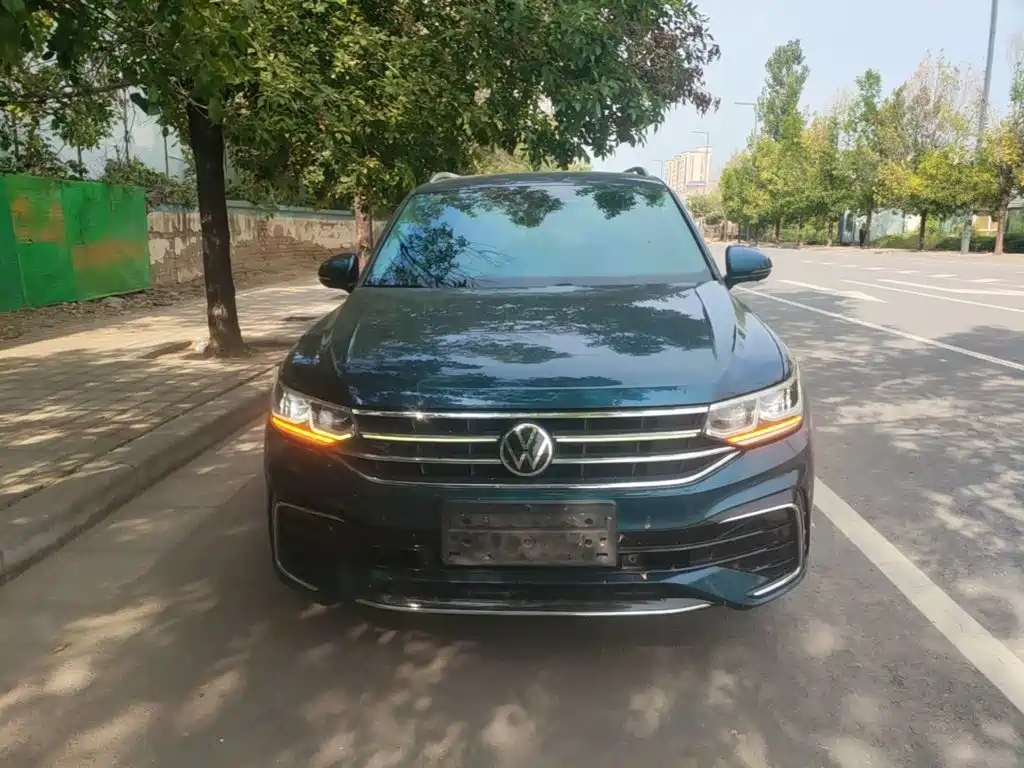 صورة 3 - Volkswagen Tiguan L