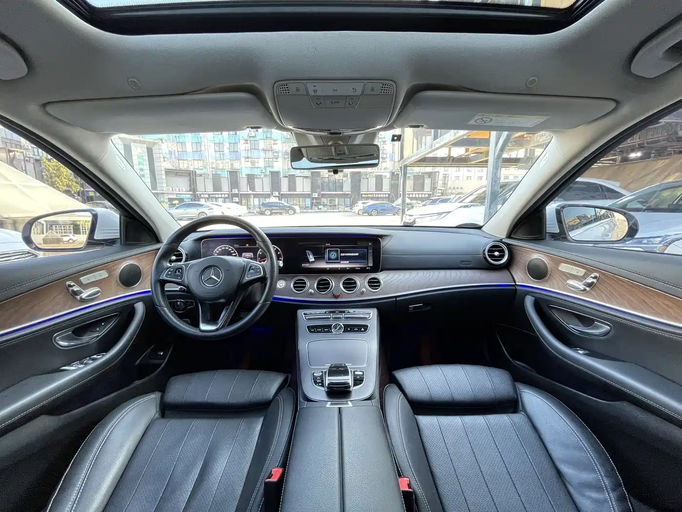 Mercedes-Benz E-Class 2017 E 200 L 4MATIC фото 5