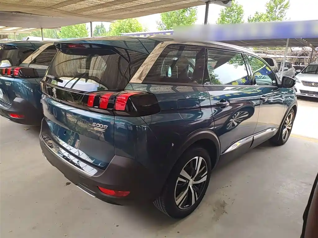 Peugeot 5008 2017 380THP 5-Seat Elite Edition фото 7
