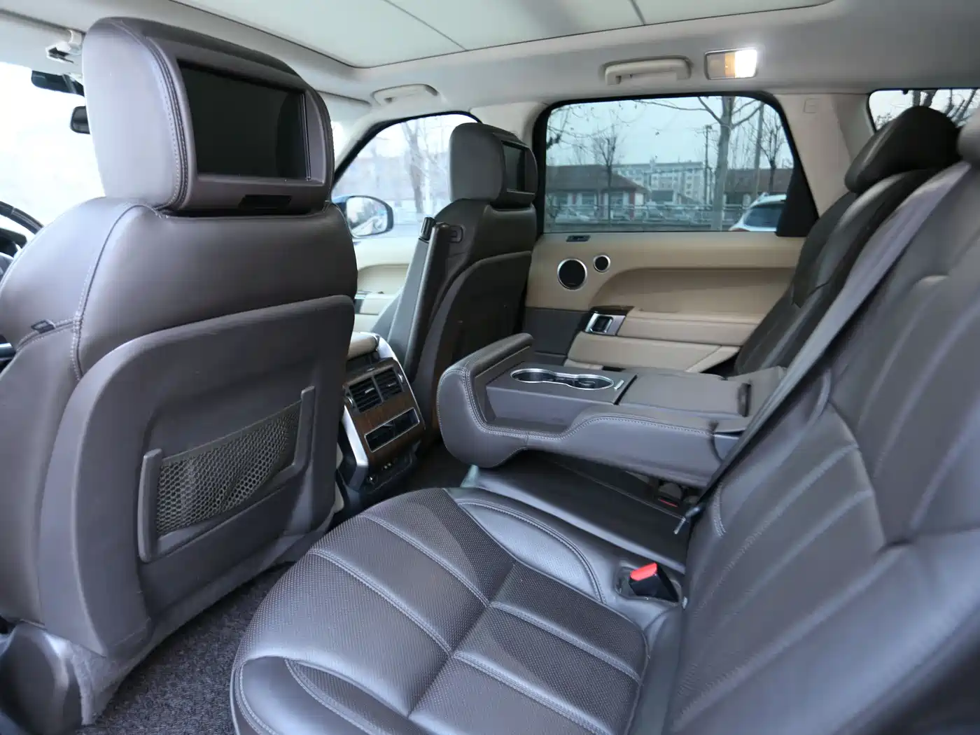 Land Rover Range Rover Sport 2016 Model 3.0 SC V6 HSE DYNAMIC фото 13