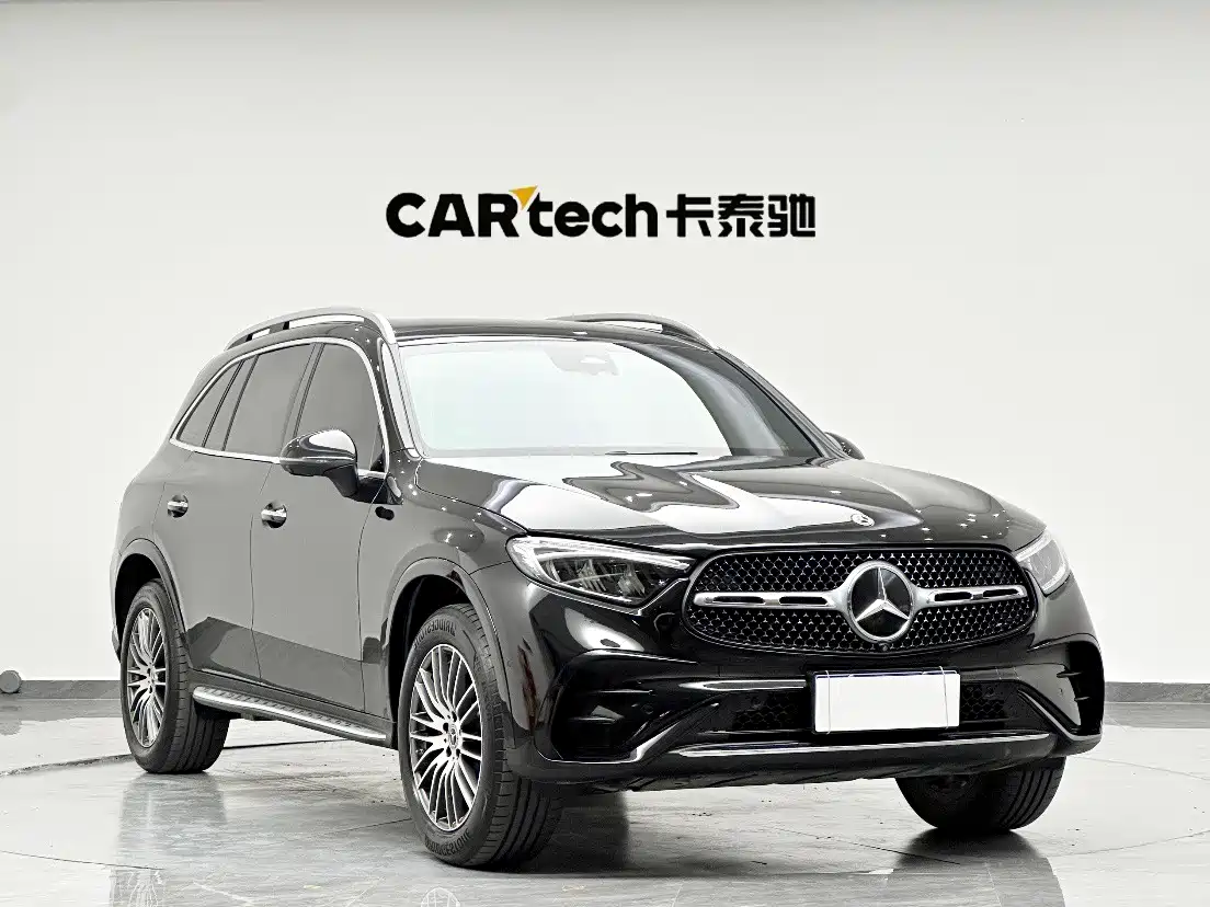 MERCEDES-BENZ GLC