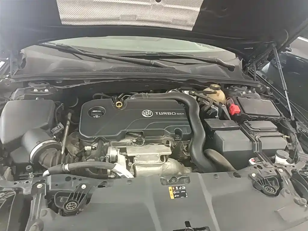 Buick Regal 2019 Facelift 20T Luxury Model China VI фото 20