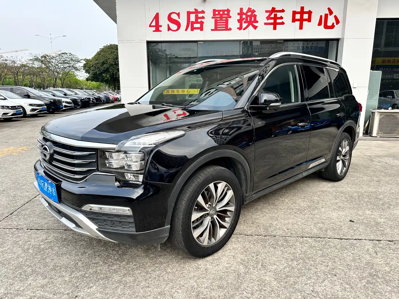 GAC Trumpchi Trumpchi GS8 2017 320T 2WD Luxury Smart Connect (7-seater)