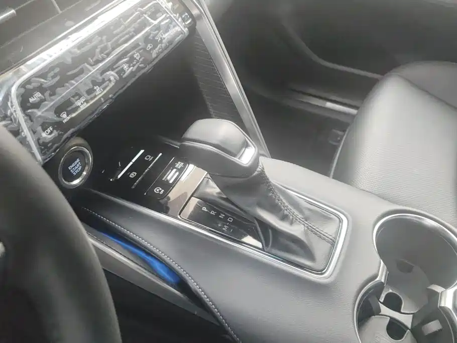 Фото 16 - Toyota Venza