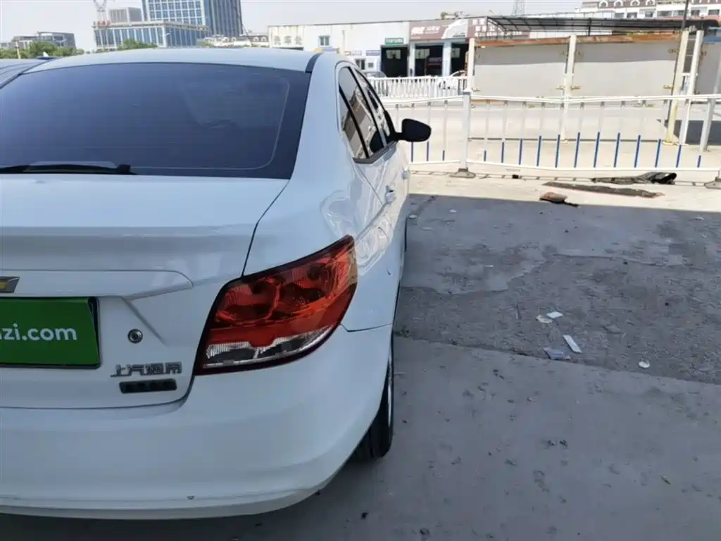 Chevrolet Sail 2018 Sail 3 1.3L AMT Ideal фото 8